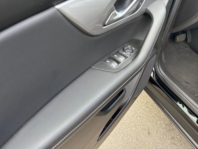 2025 Chevrolet Blazer 2LT - Photo 11