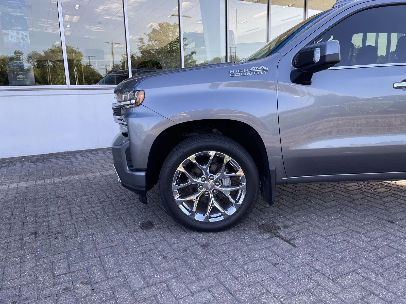 Used 2020 Satin Steel Metallic Chevrolet High Country image 9