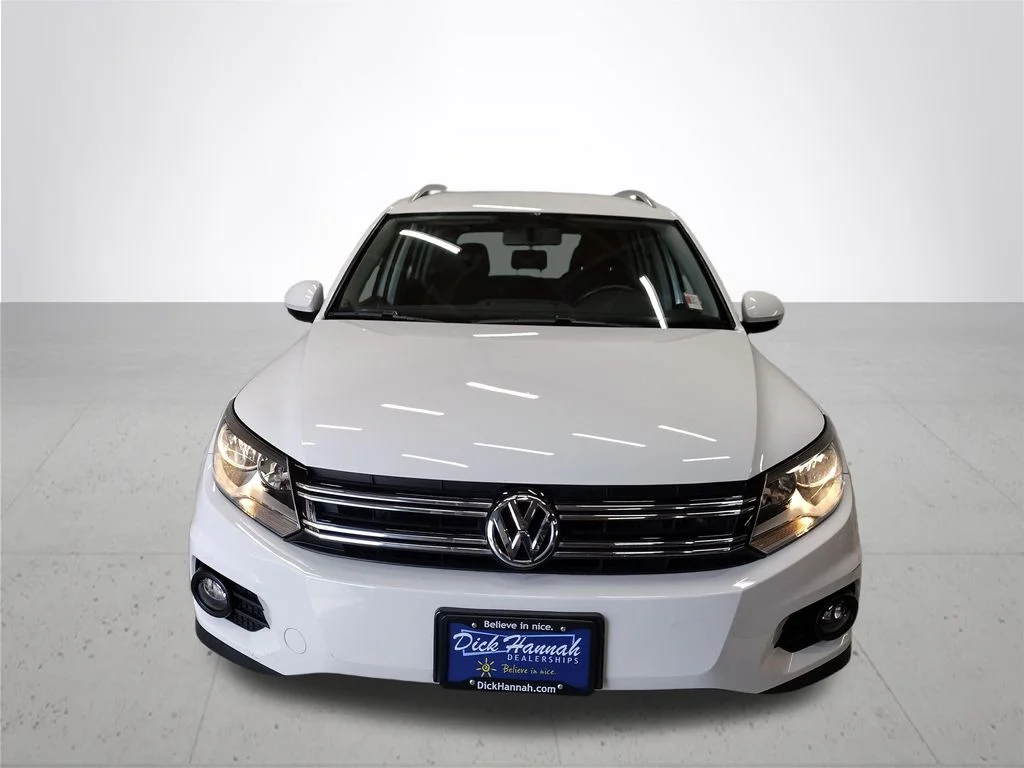 Used 2014 White Volkswagen SE image 3