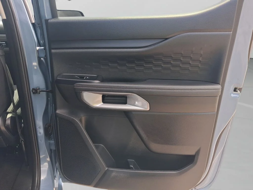 Used 2024 Azure Gray Metallic Ford XLT image 26