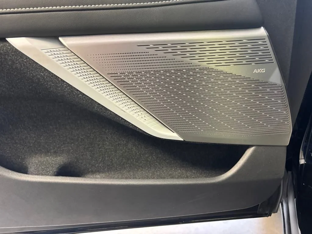 2025 Cadillac OPTIQ Sport 1 - Photo 27