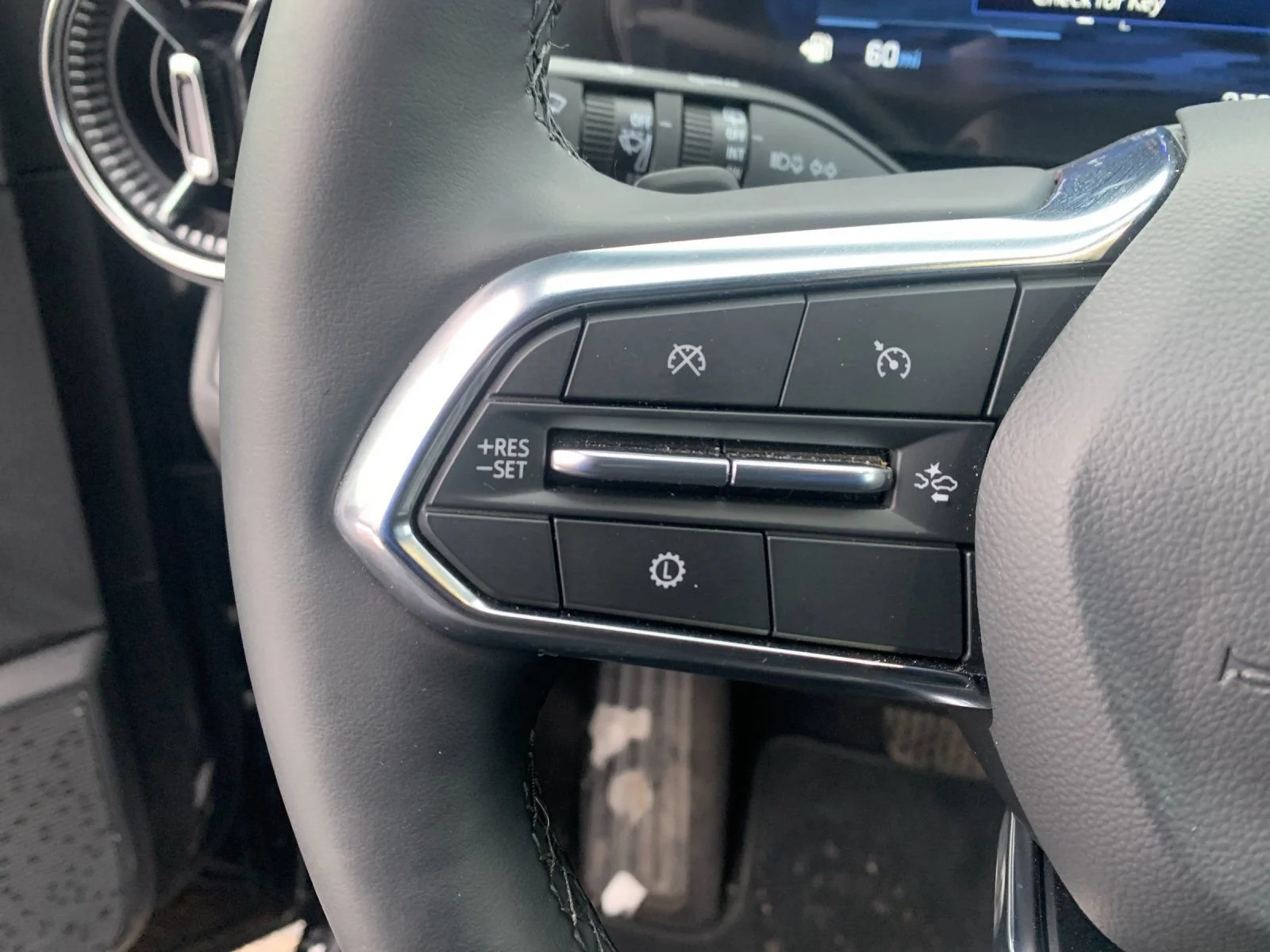 2026 Chevrolet Equinox LT - Photo 25