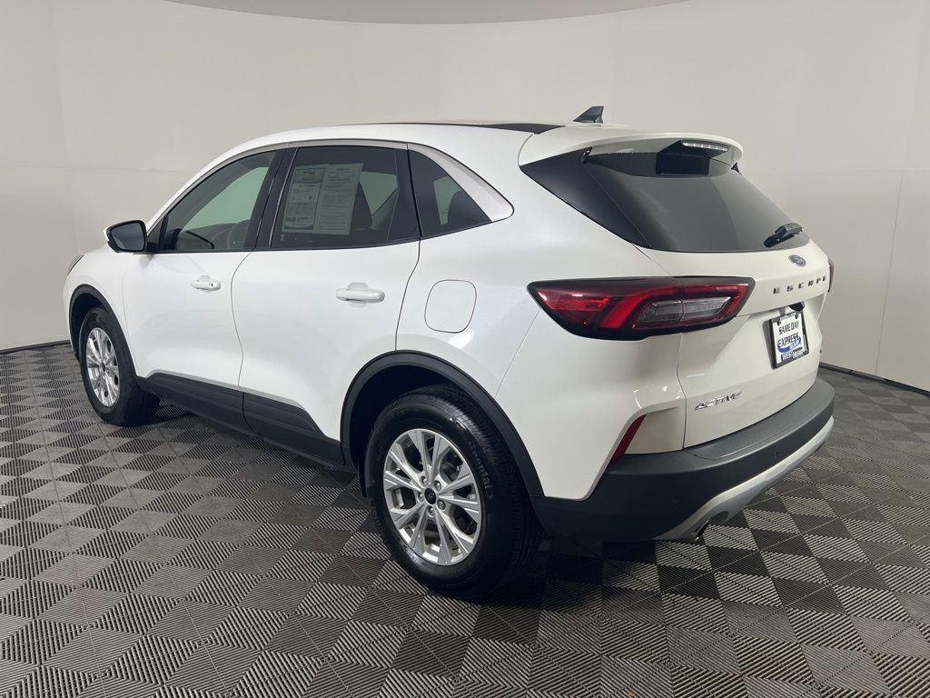 Used 2023 White Metallic Ford Active image 7
