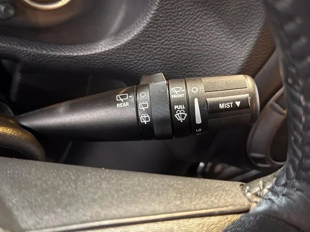 Used 2018 White Jeep Unlimited Sport image 13