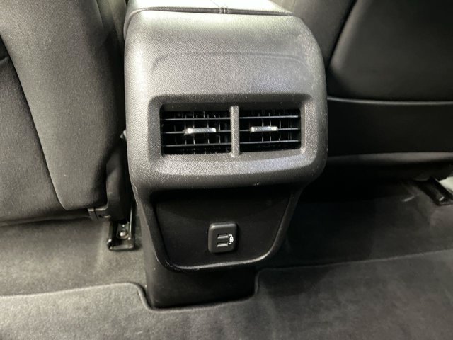 Used 2018 Summit White GMC SLE image 12