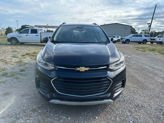 Used 2022 Blue Chevrolet LT image 3