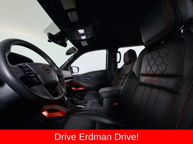 Used 2023 Black Nissan PRO-X image 6
