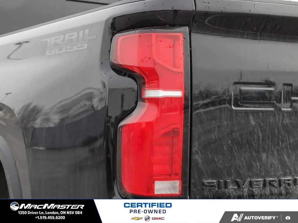 Used 2025  Chevrolet LTZ image 15