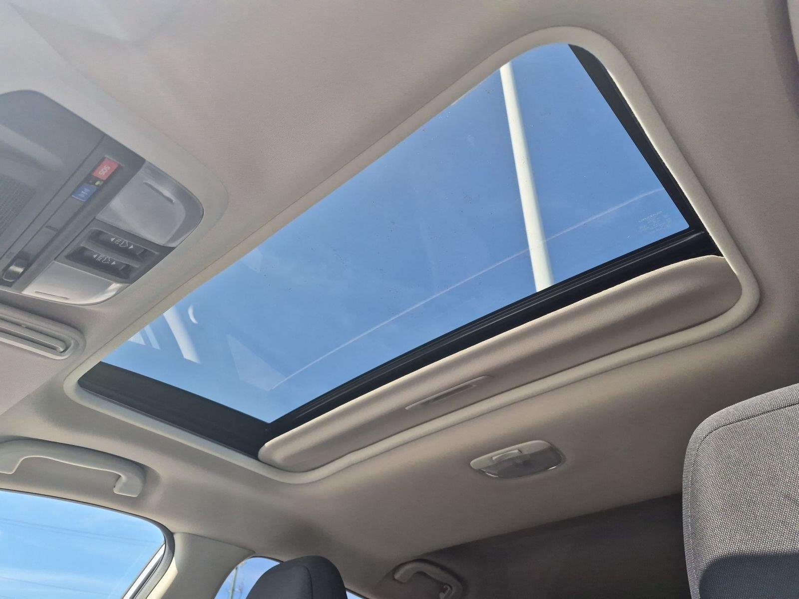 Used 2025 Ice Silver Metallic Subaru Premium image 13