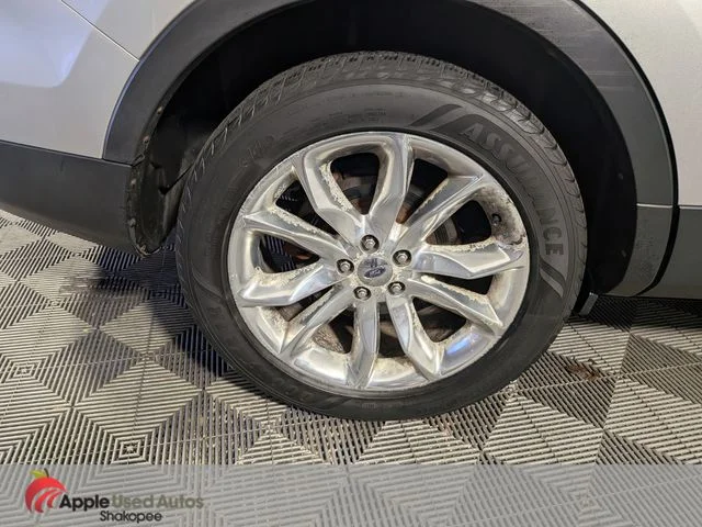 Used 2011 Silver Ford XLT image 51