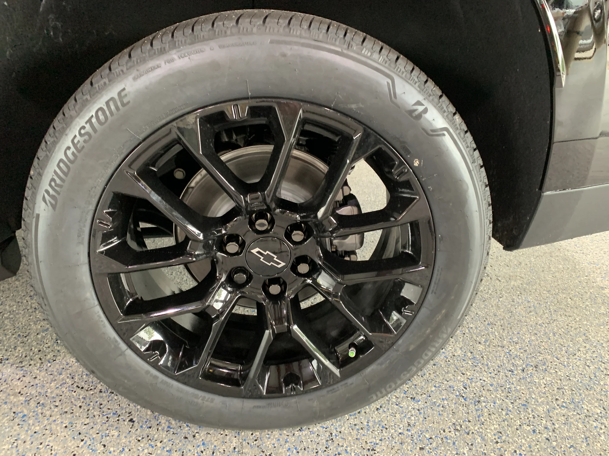 2027 Chevrolet Tahoe LS - Photo 34