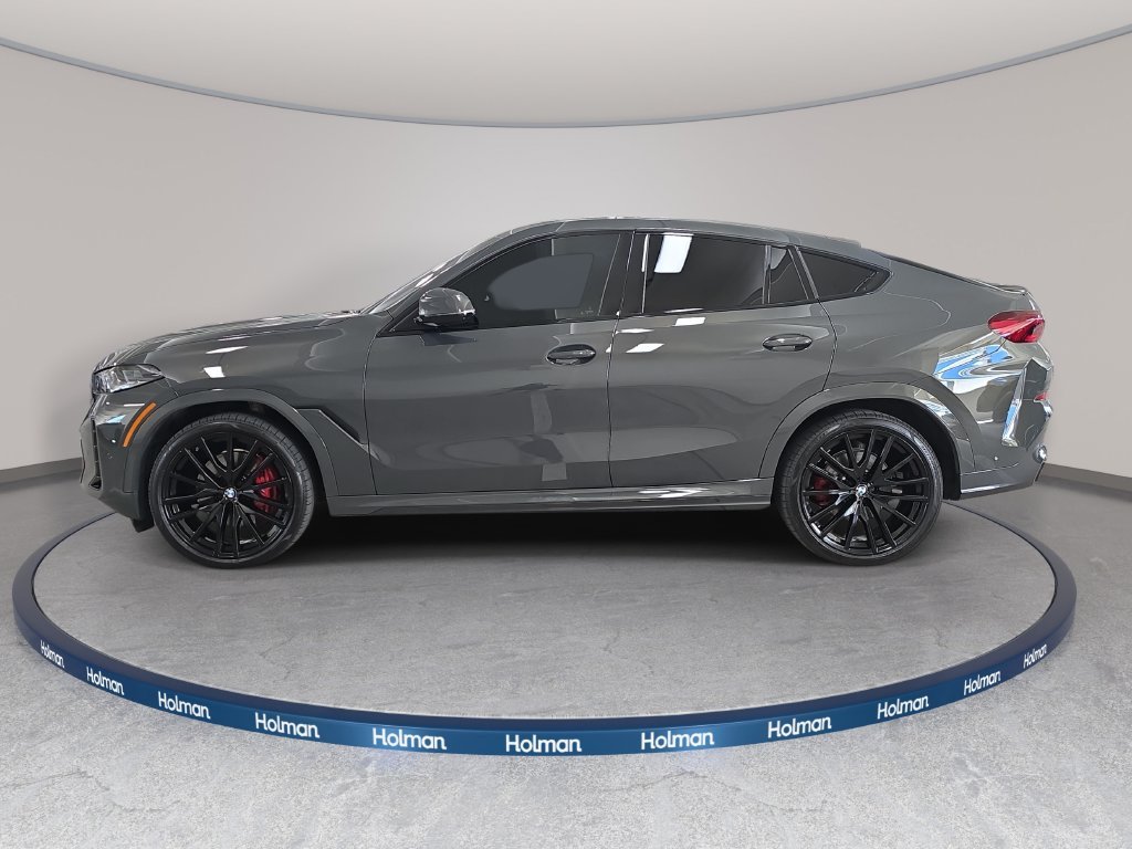 Used 2026 Dravit Grey Metallic BMW xDrive40i image 11