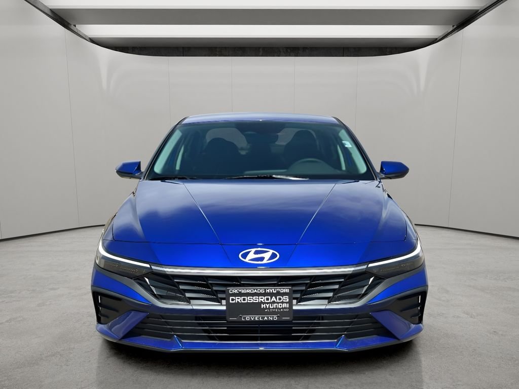 2025 Hyundai Elantra SE - Photo 6