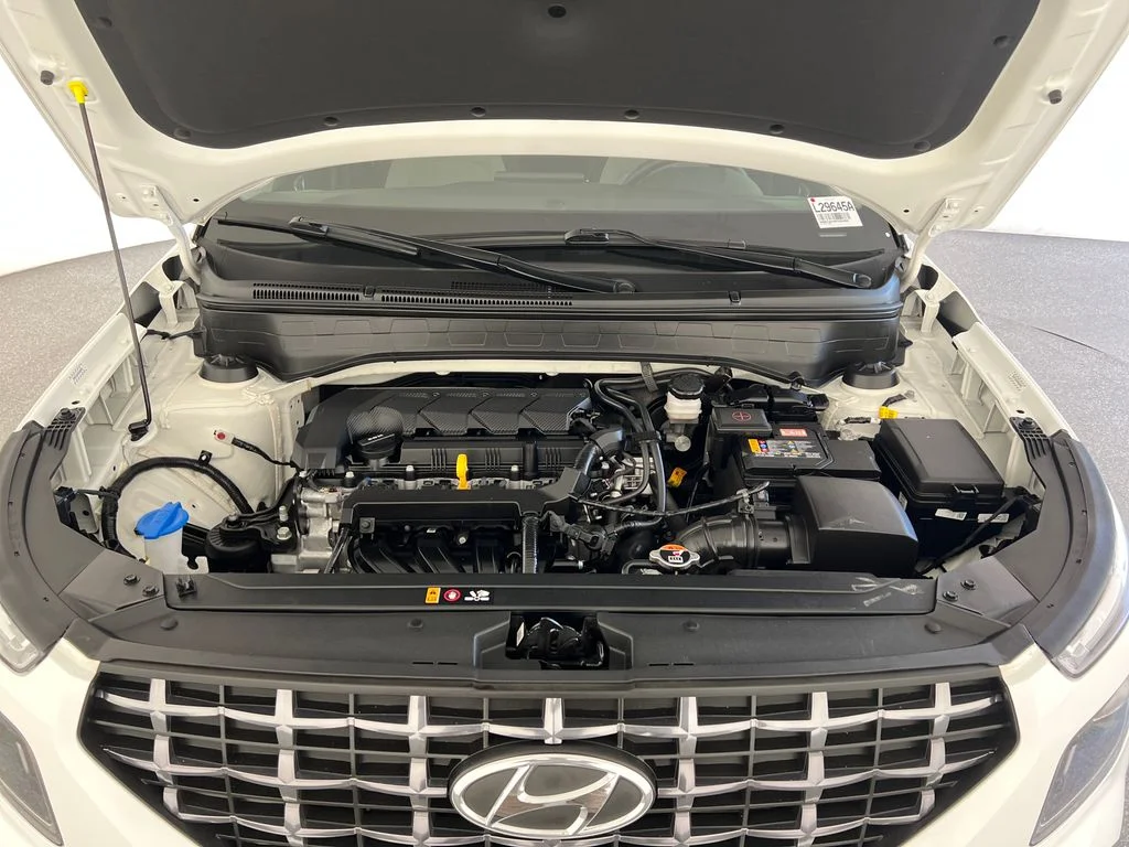 Used 2023 White Hyundai SEL image 24