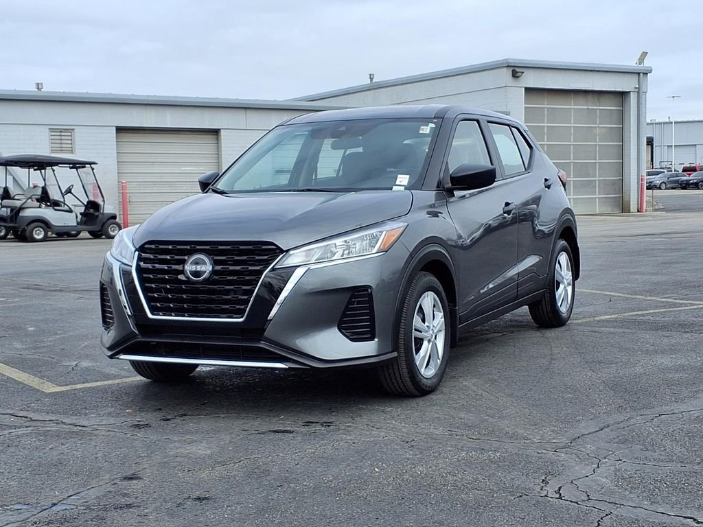 Certified 2025 Nissan KICKS PLAY Base with VIN 3N1CP5BV6SL481380 for sale in Kansas City