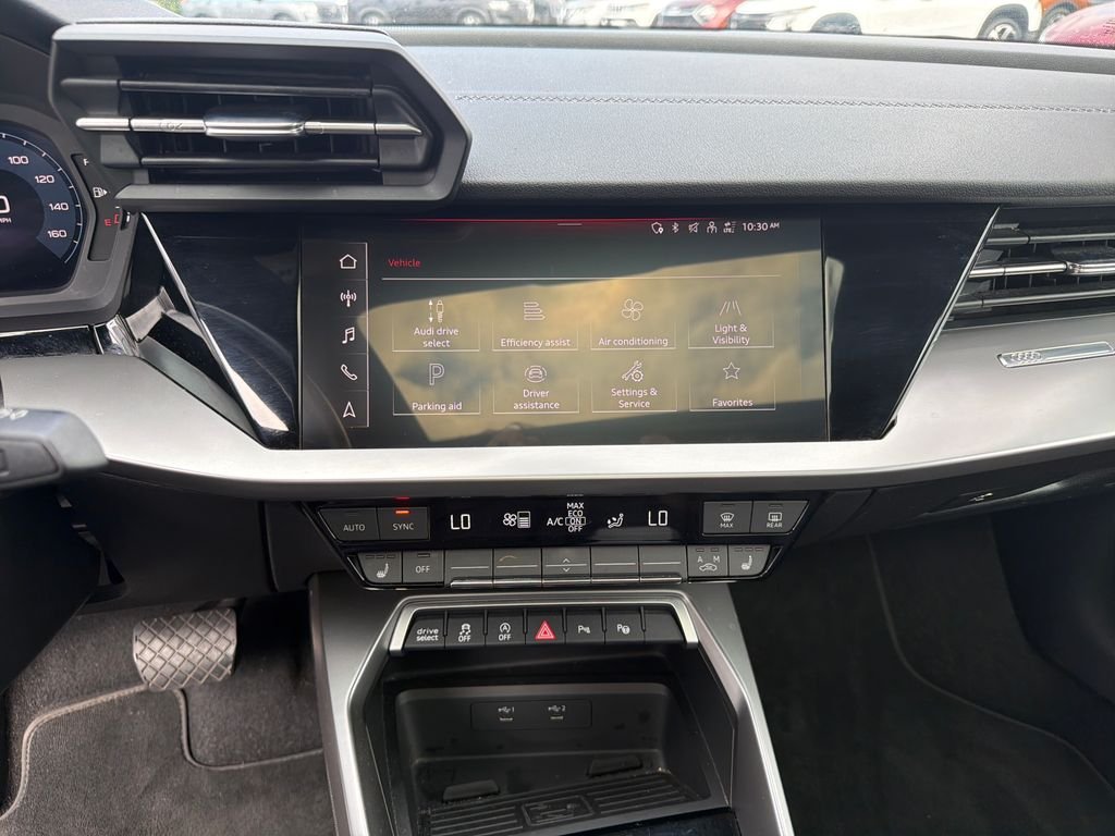 Used 2024  Audi 40 Premium image 29