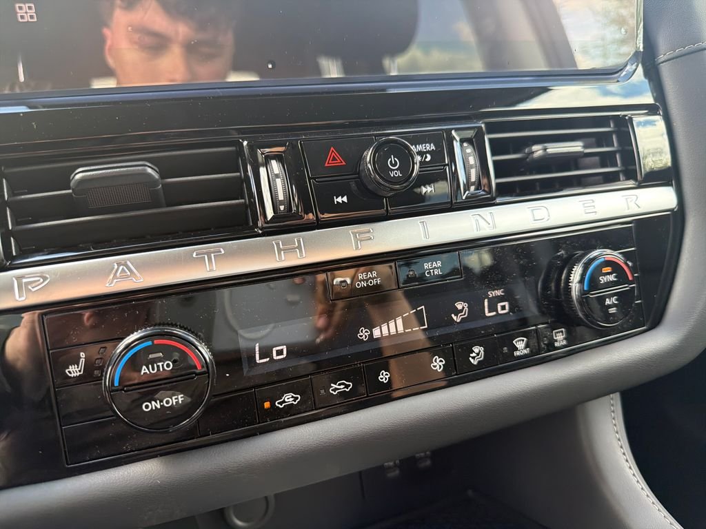 New 2026 Nissan Pathfinder SV 4D Sport Utility