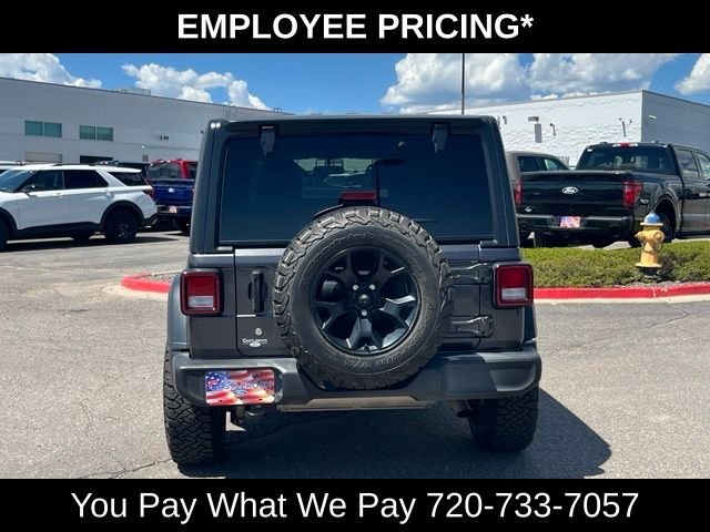 Used 2018 Granite Crystal Clearcoat Metallic Jeep Unlimited Sport S image 4