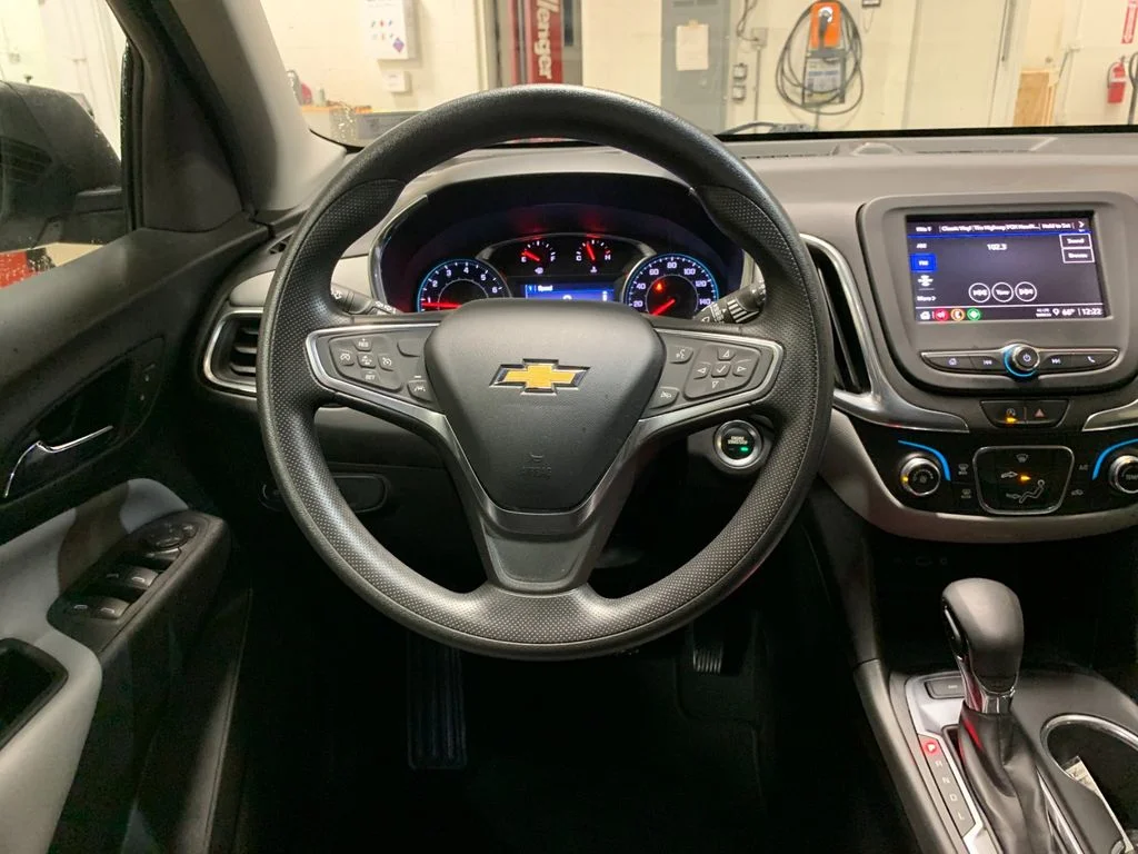 Used 2022 Silver Chevrolet LS image 17