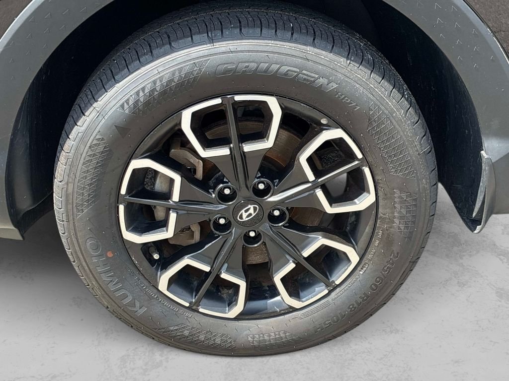 Used 2022 Black Hyundai SEL image 16