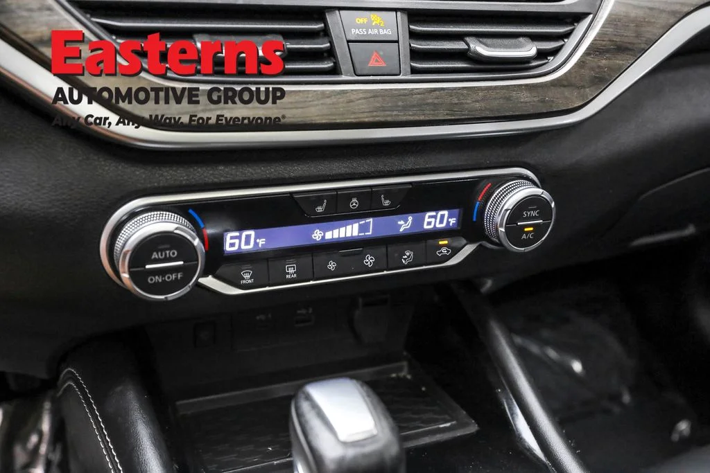 Used 2023 Red Nissan 2.5 SL image 20