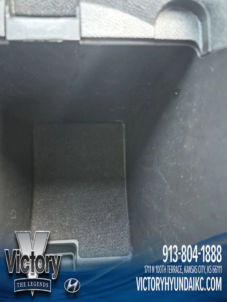 Used 2024 Gray Chevrolet LT image 27