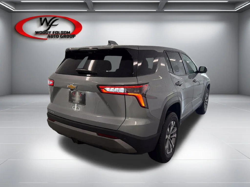 New 2027 Sterling Gray Metallic Chevrolet LT image 6