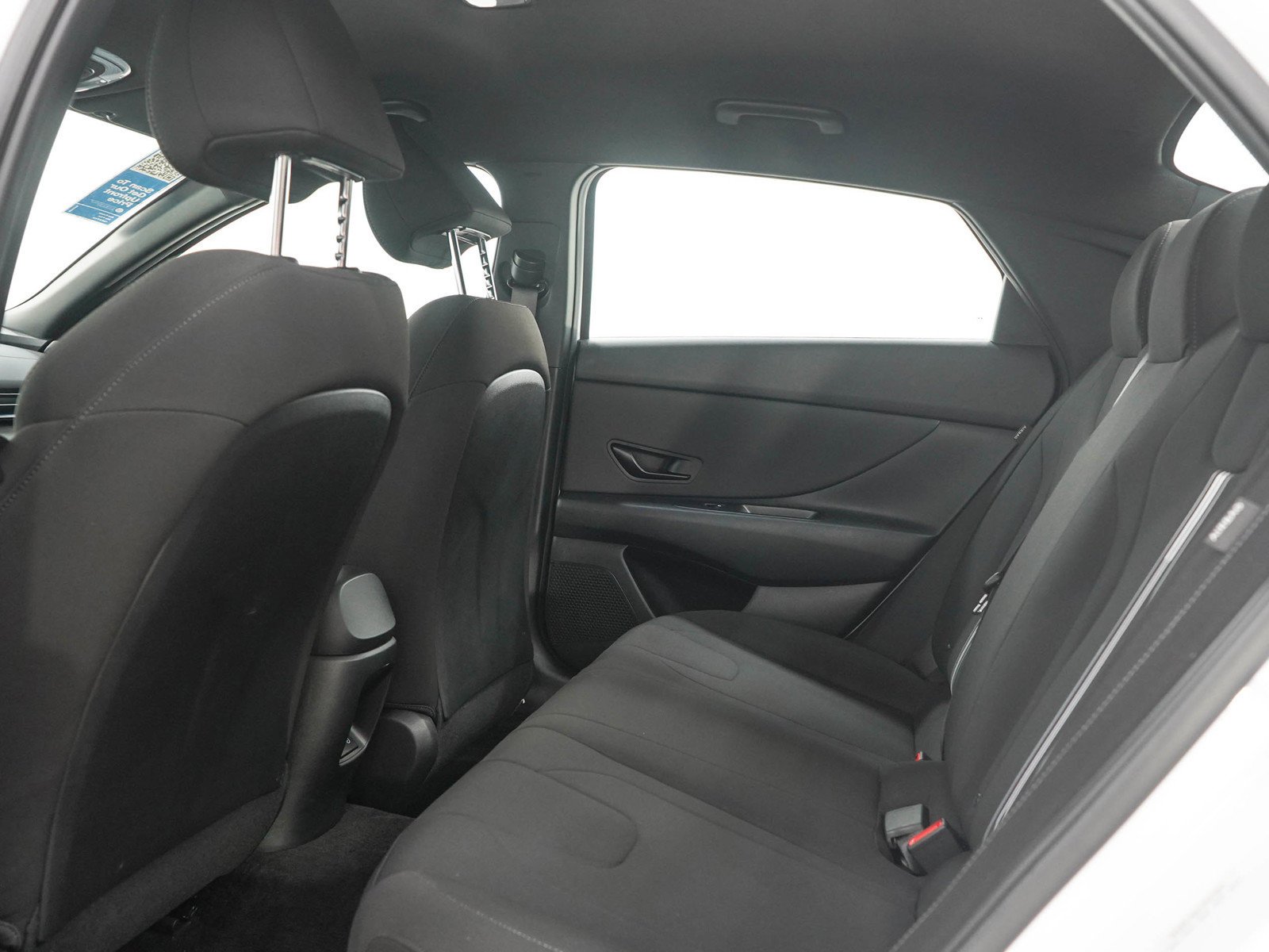 2025 Hyundai Elantra Blue - Photo 14