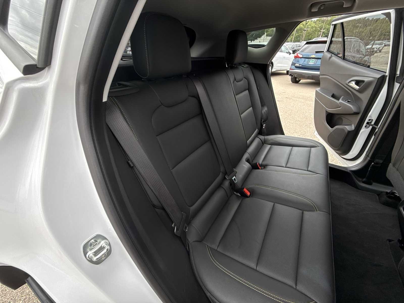 Certified Used 2024 Summit White Chevrolet ACTIV image 26