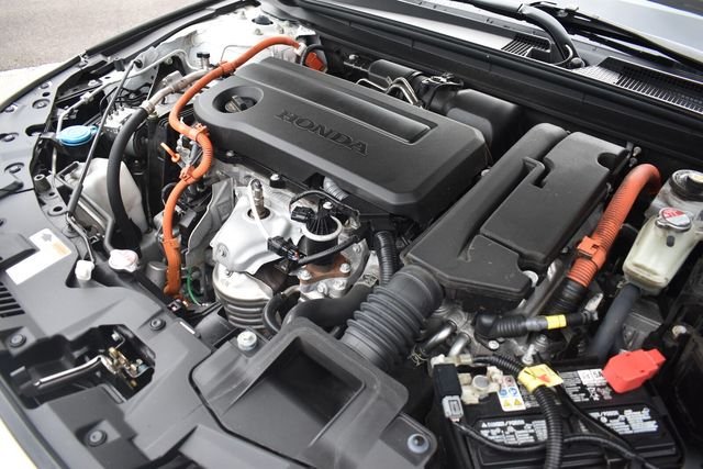 Used 2024  Honda Sport image 33