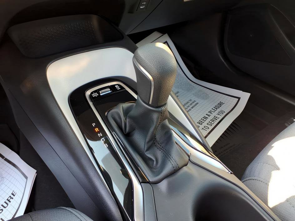 Used 2026 Ice Cap Toyota SE image 19