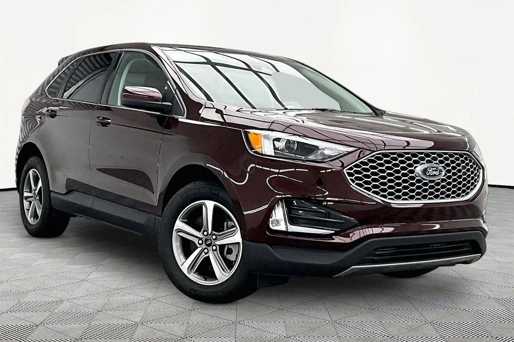 Certified Used 2024 Burgundy Ford SEL image 12