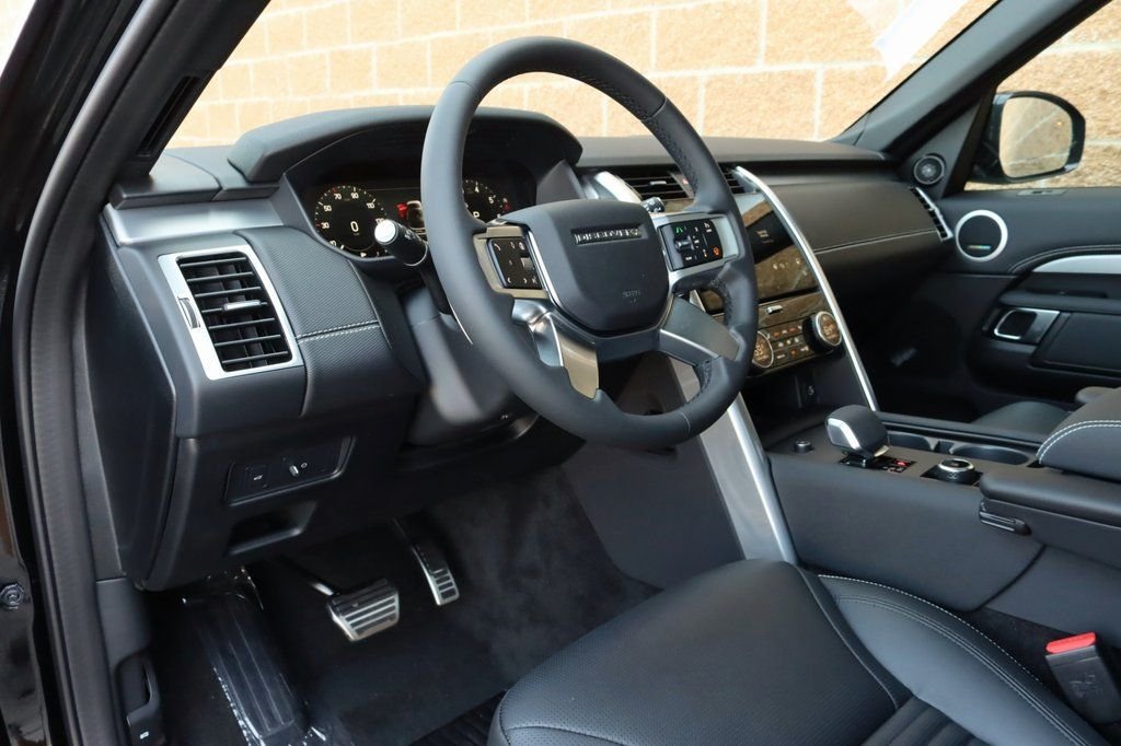 Certified Used 2024 Black Land Rover Dynamic SE image 15