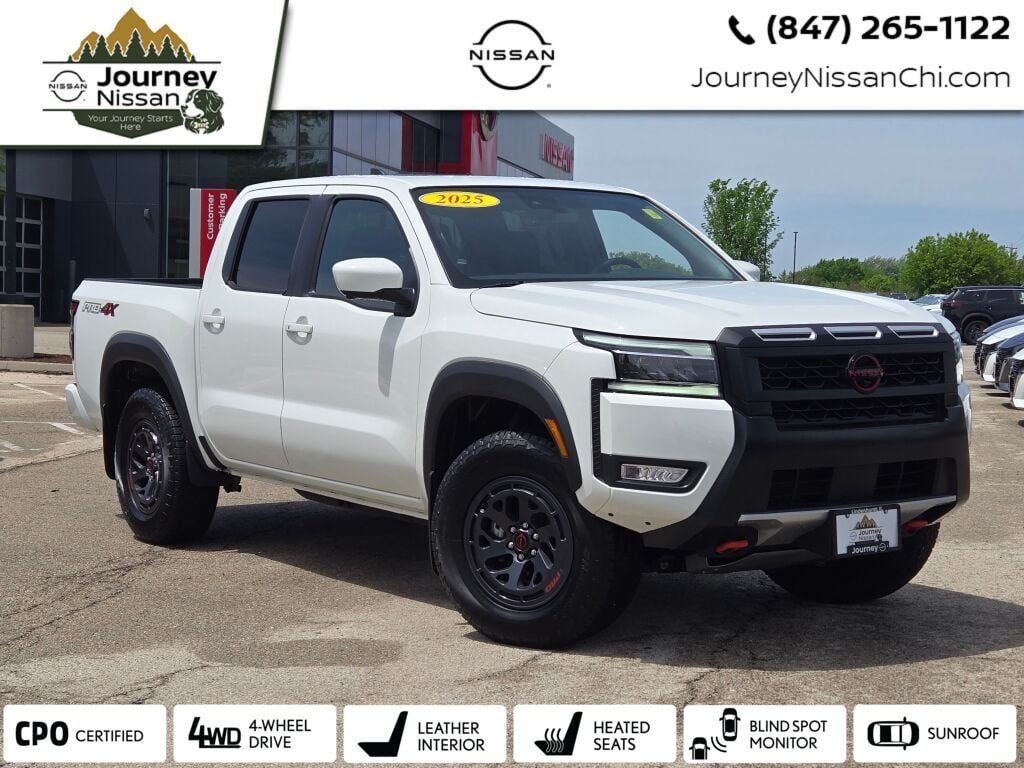 2025 Nissan Frontier PRO-4X Crew Cab 4X4's photo