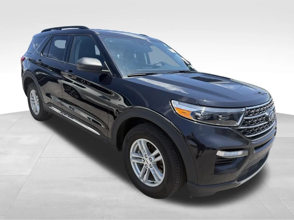 Used 2024 Black Ford XLT image 13