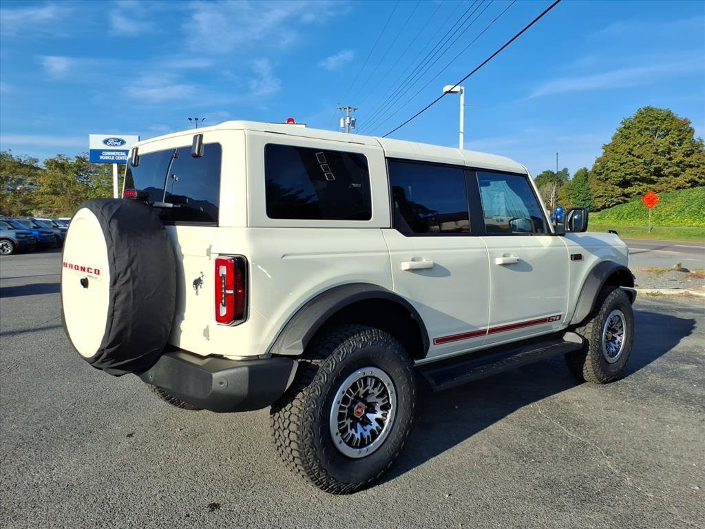 New 2026 Wimbledon White Ford Outer Banks® image 8