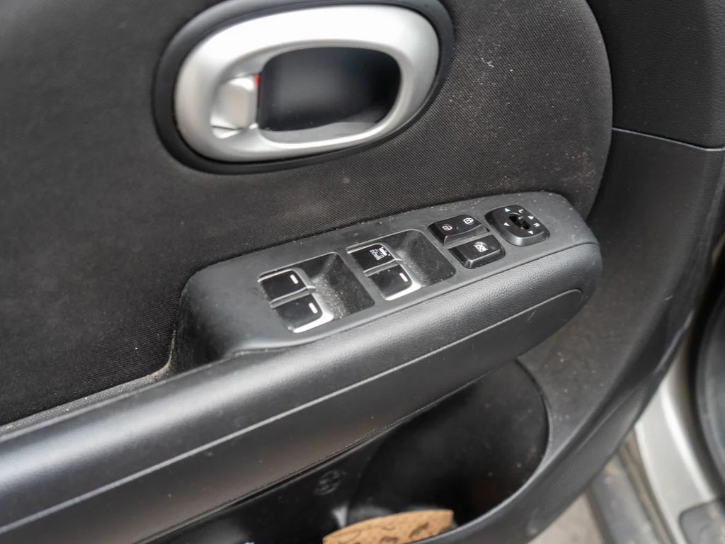 Used 2019 Gray Kia Base image 24
