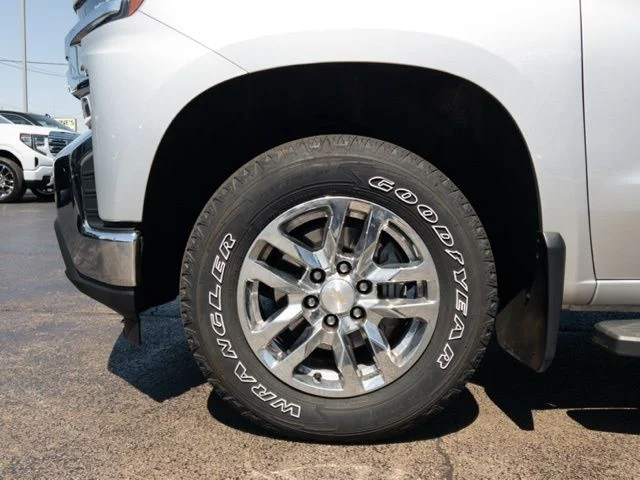 Used 2020 Silver Chevrolet LT image 12