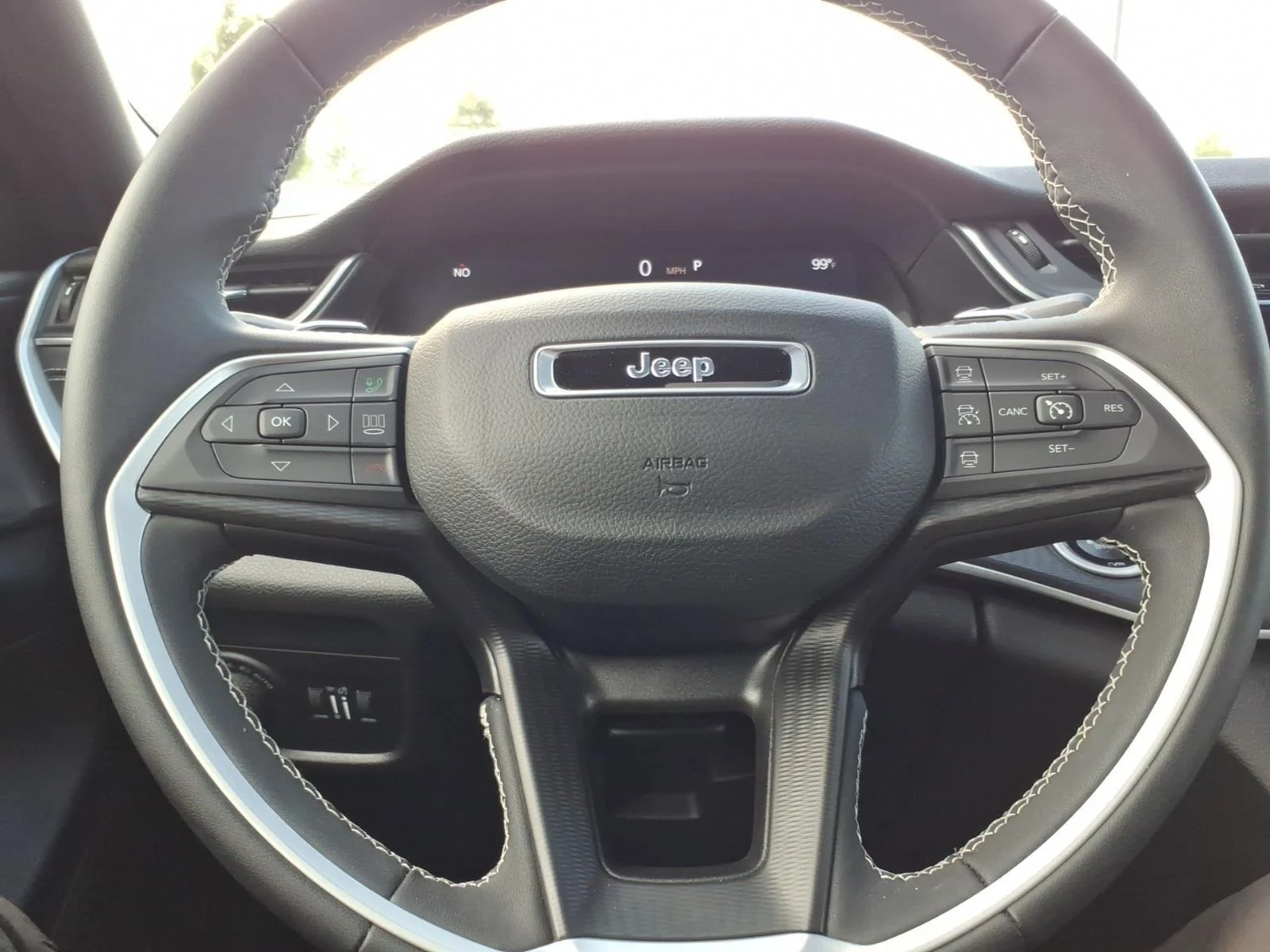 Used 2024 Bright White Clearcoat Jeep Laredo X image 26