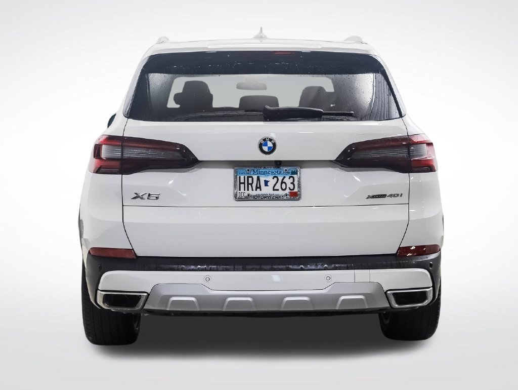 Used 2022 Alpine White BMW xDrive40i image 4
