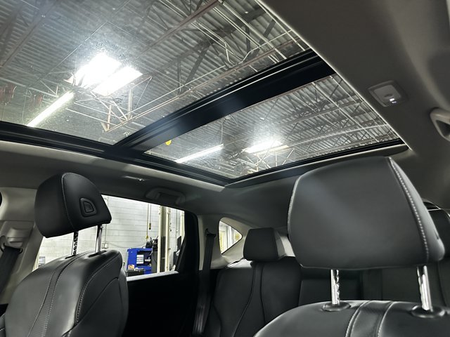 Used 2025 Majestic Black Pearl Acura SH-AWD TECH image 25
