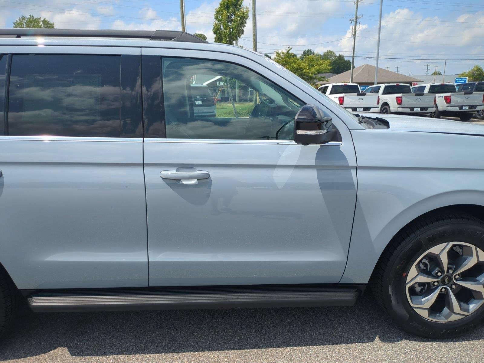 New 2027 Glacier Gray Metallic Tri-Coat Ford Active image 38