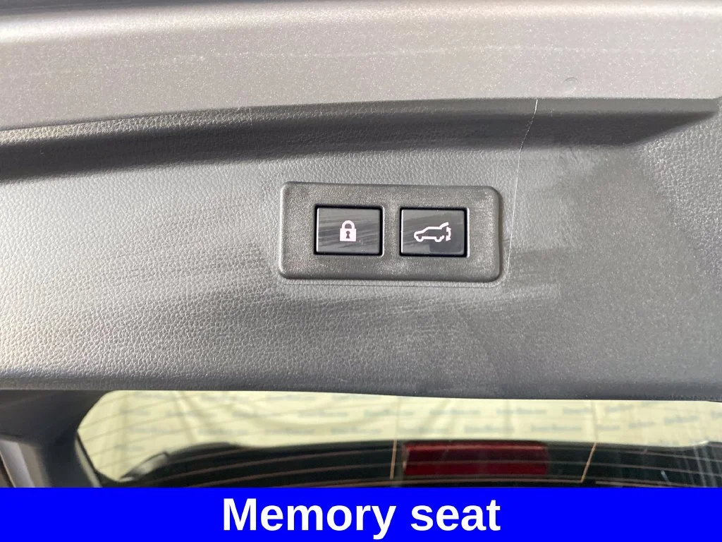 Used 2025 Silver Subaru Limited image 19