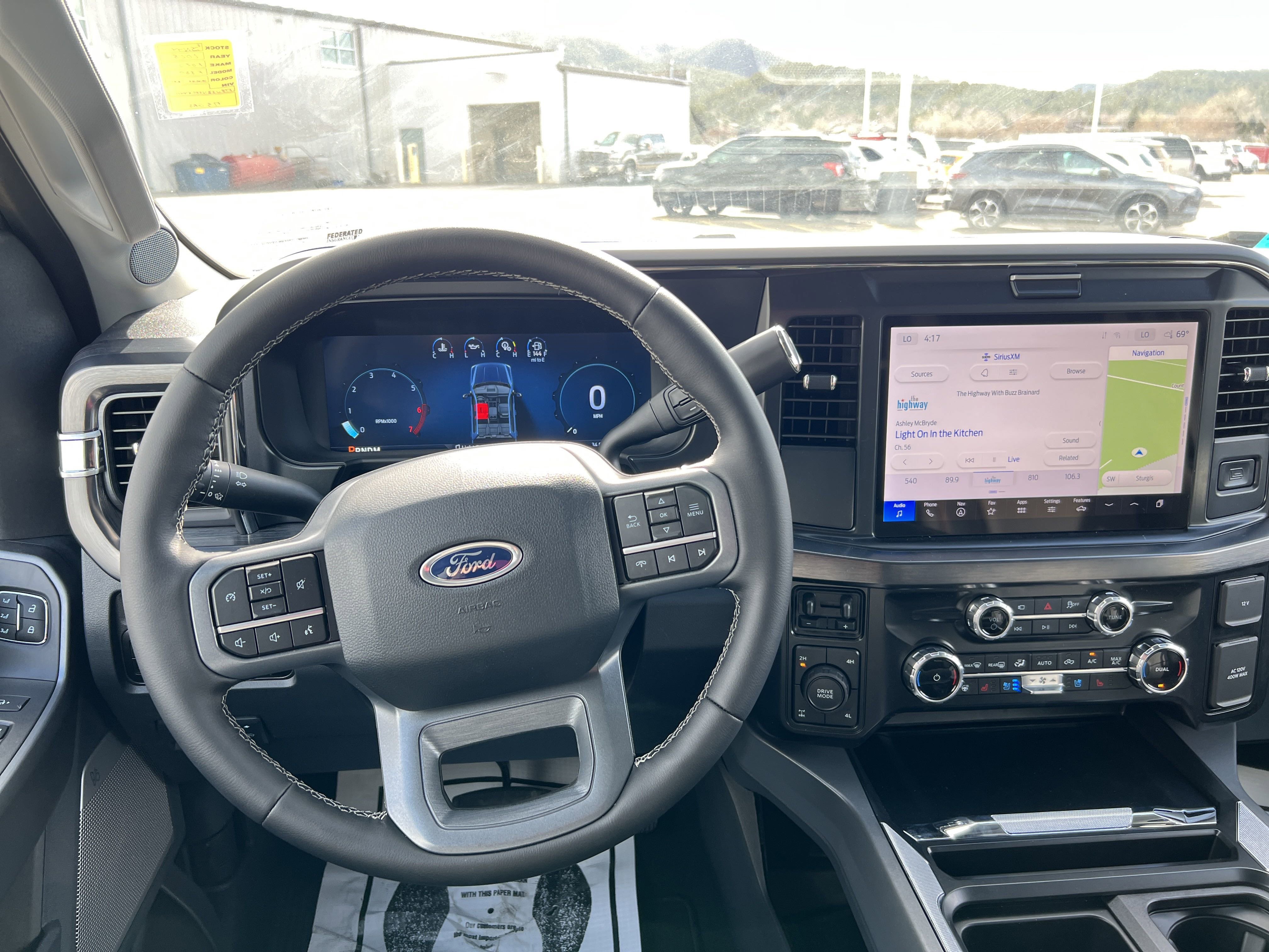 2025 Ford F-350 Super Duty Lariat - Photo 31