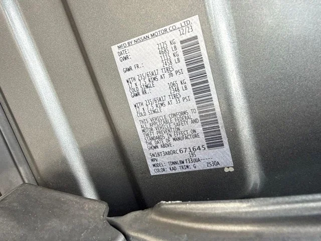 Used 2024 Gray Nissan S image 33