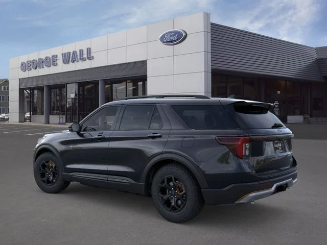 New 2026 Agate Black Metallic Ford Tremor® image 4