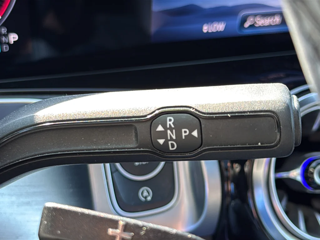 Used 2024  Mercedes-Benz GLB 250 image 38