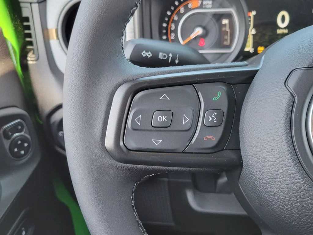 2026 Jeep Wrangler 4-Door photo 4