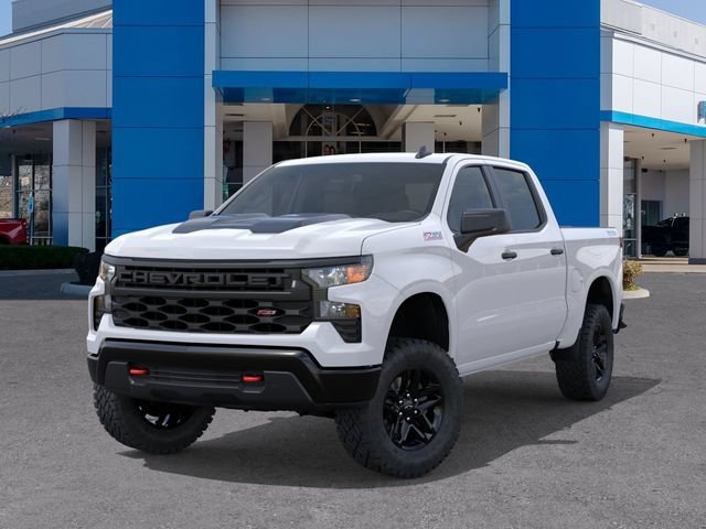 New 2026 Summit White Chevrolet Custom Trail Boss image 7