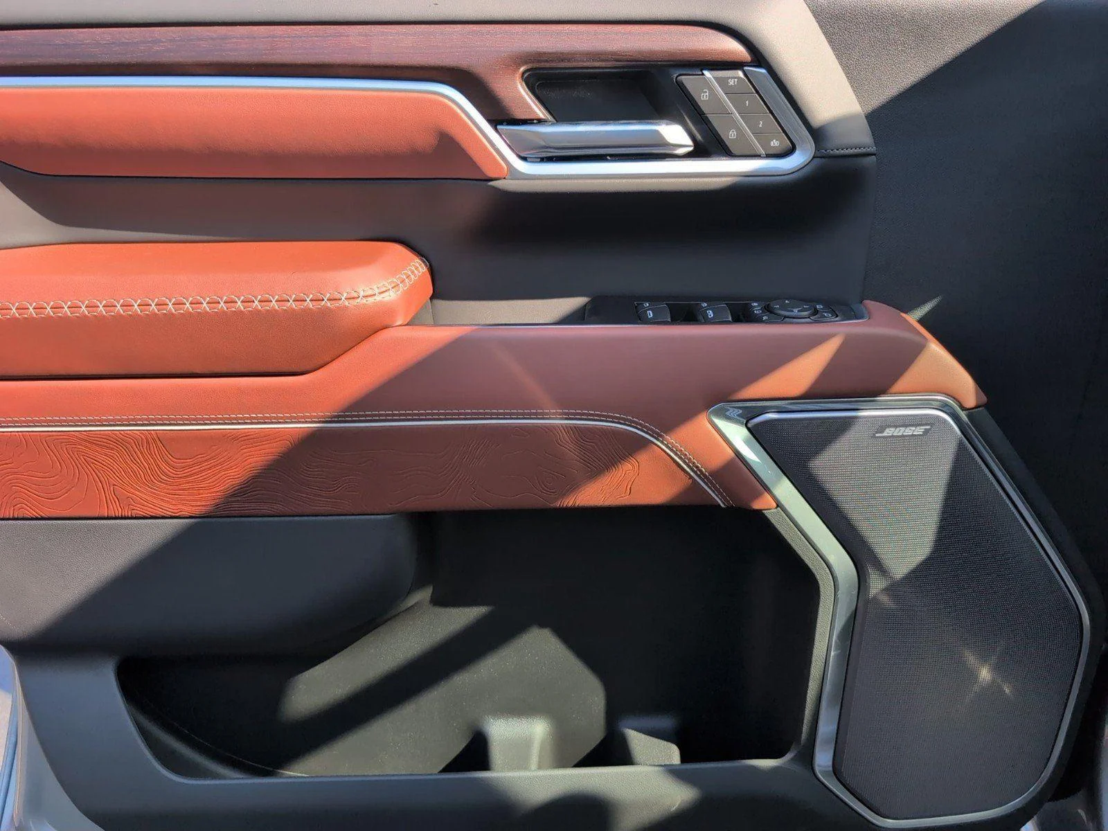 New 2026 Sterling Metallic GMC Denali Ultimate image 20